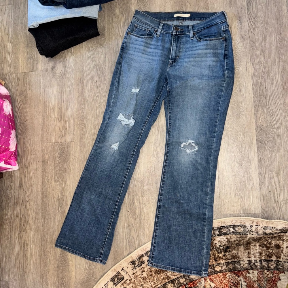Levi’s  distressed Curvy bootcut jeans